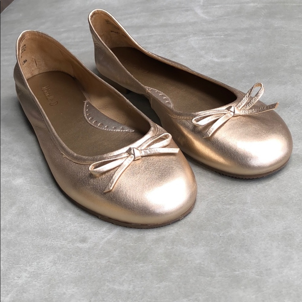 3/$25 Michelle D gold ballet flats size 10M
